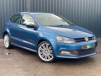 Used Volkswagen Polo 2014 for sale - 77621880: Photo