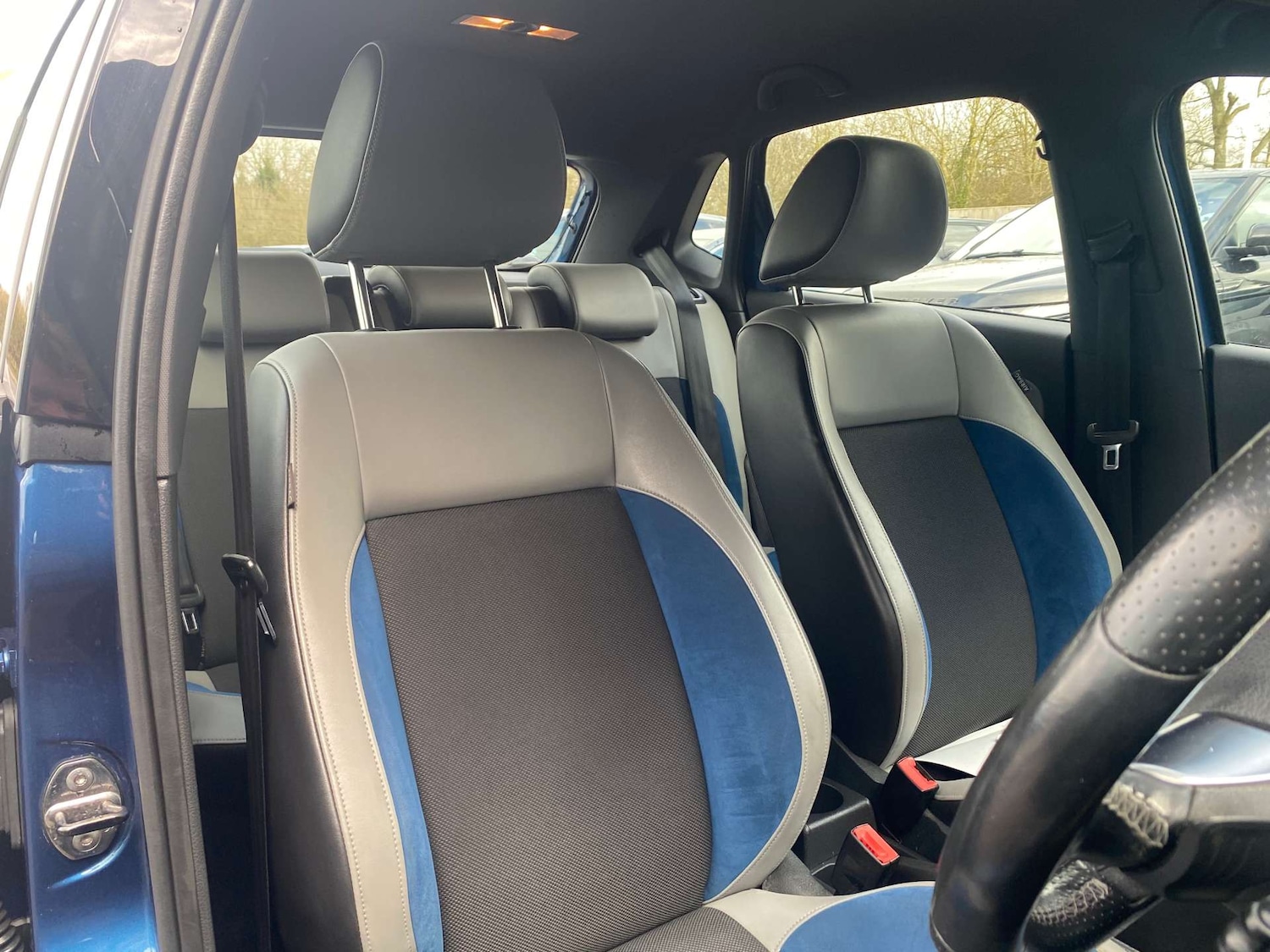 Used Volkswagen Polo 2014 for sale - 77621880: Photo 4