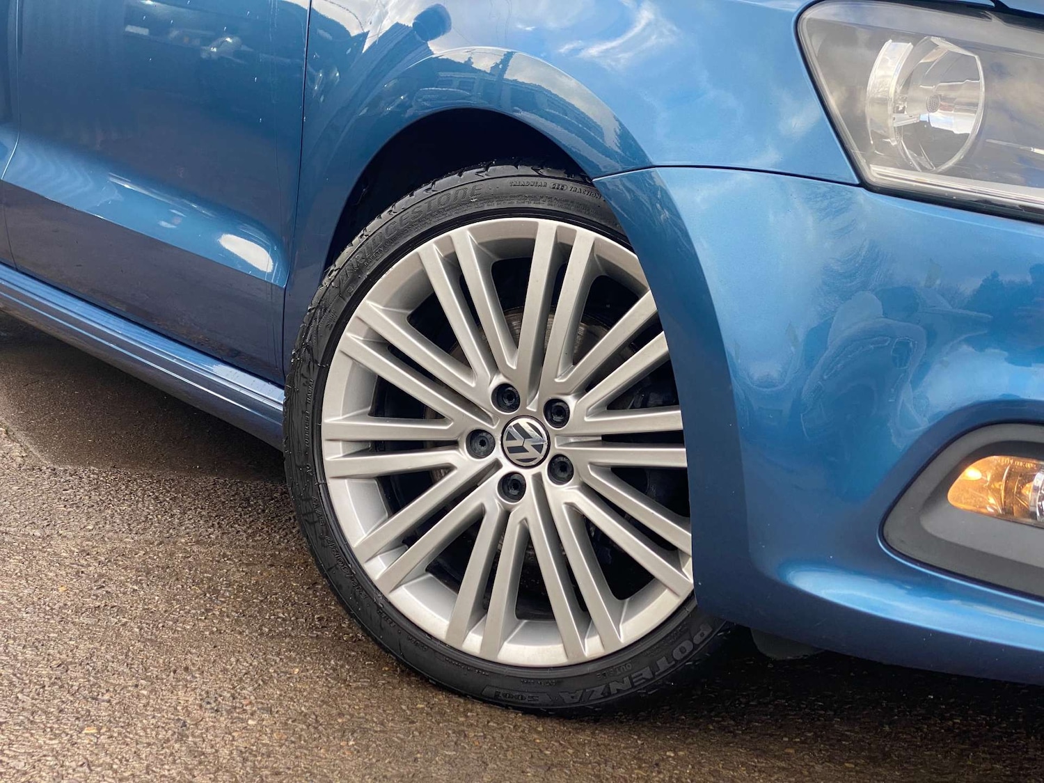 Used Volkswagen Polo 2014 for sale - 77621880: Photo 5