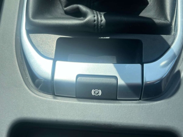 Used Land Rover Discovery Sport 2016 for sale - 76232166: Photo 38