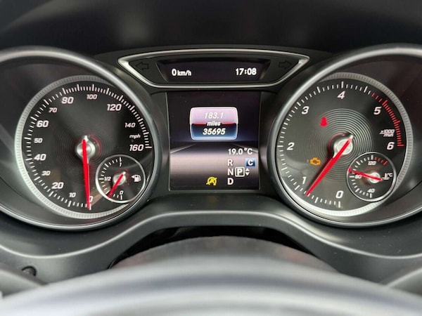Used Mercedes-Benz GLA 2018 for sale - 76232168: Photo 15