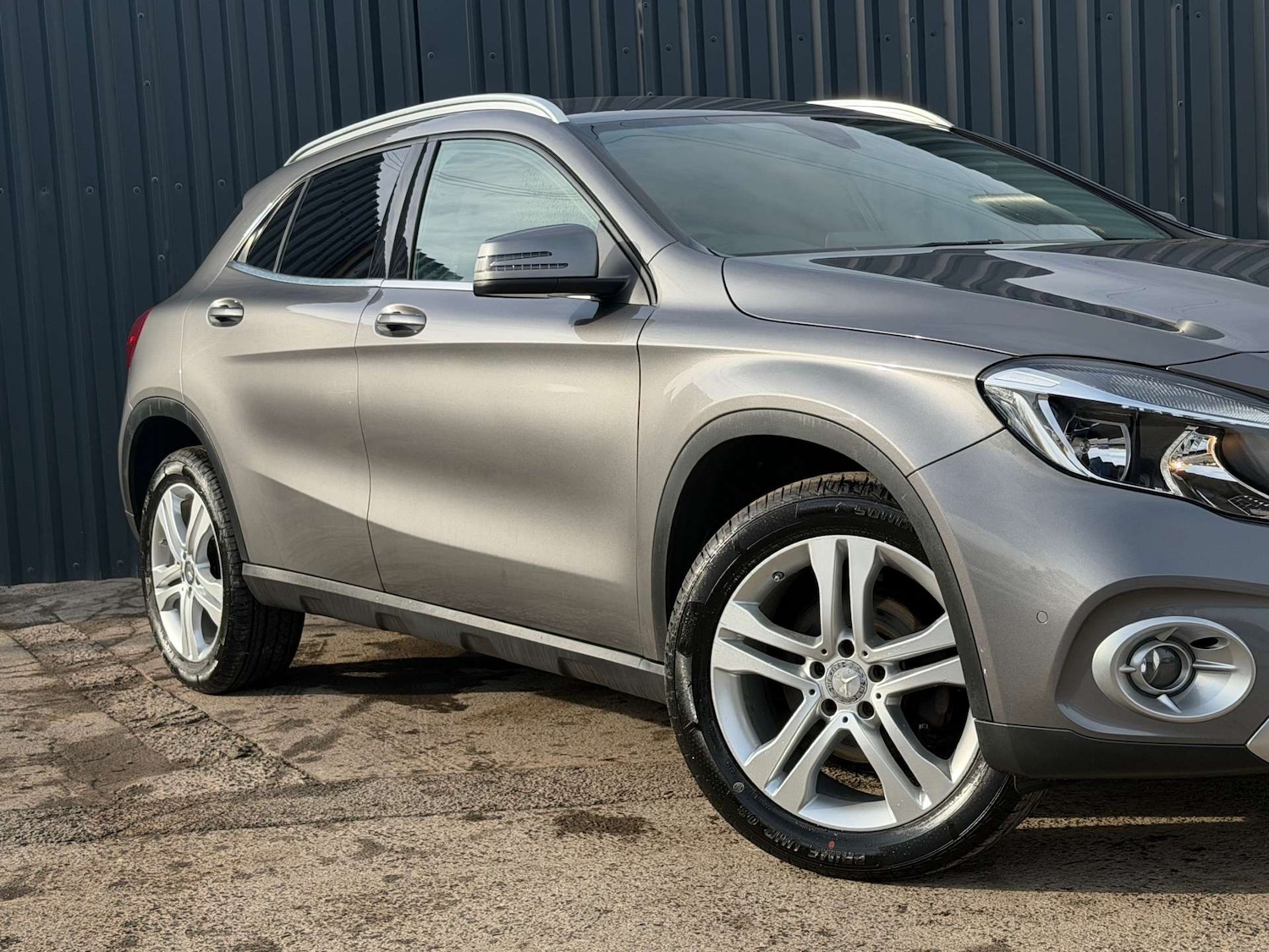 Used Mercedes-Benz GLA 2018 for sale - 76232168: Photo 2