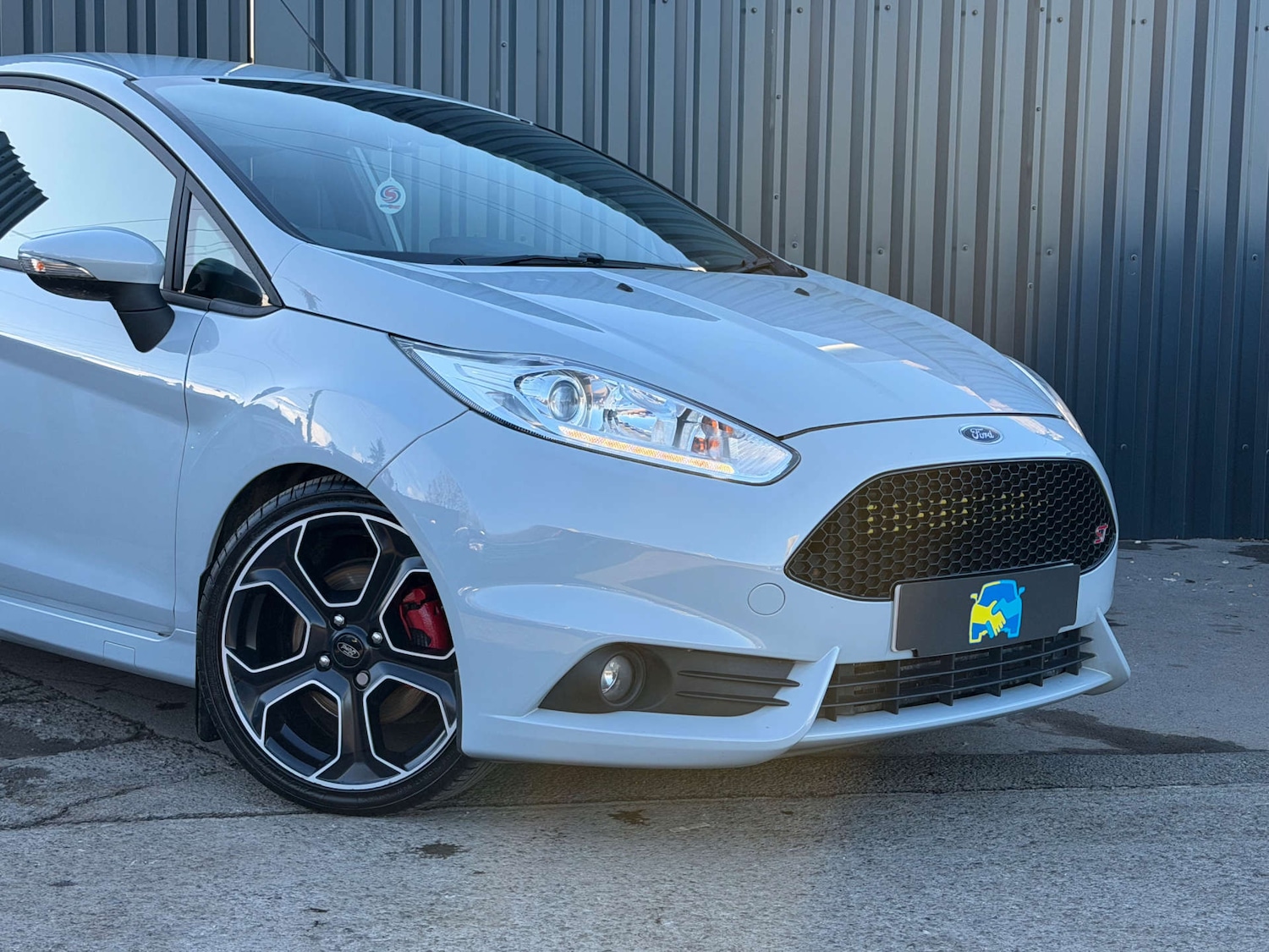 Used Ford Fiesta 2017 for sale - 76697998: Photo 2