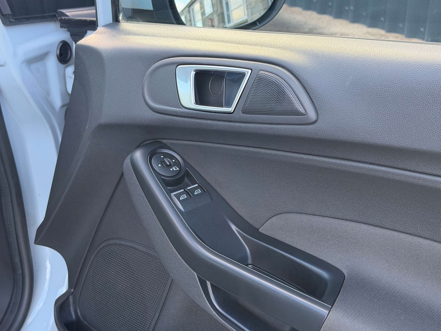 Used Ford Fiesta 2017 for sale - 76697998: Photo 24