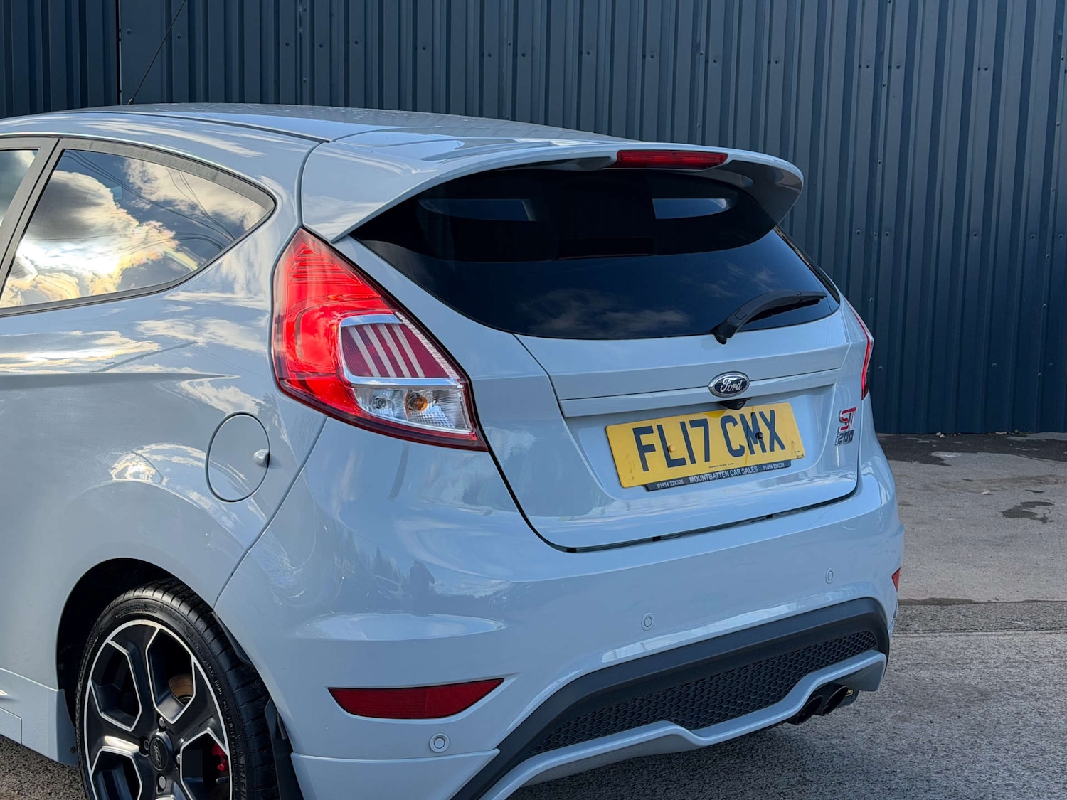 Used Ford Fiesta 2017 for sale - 76697998: Photo 25