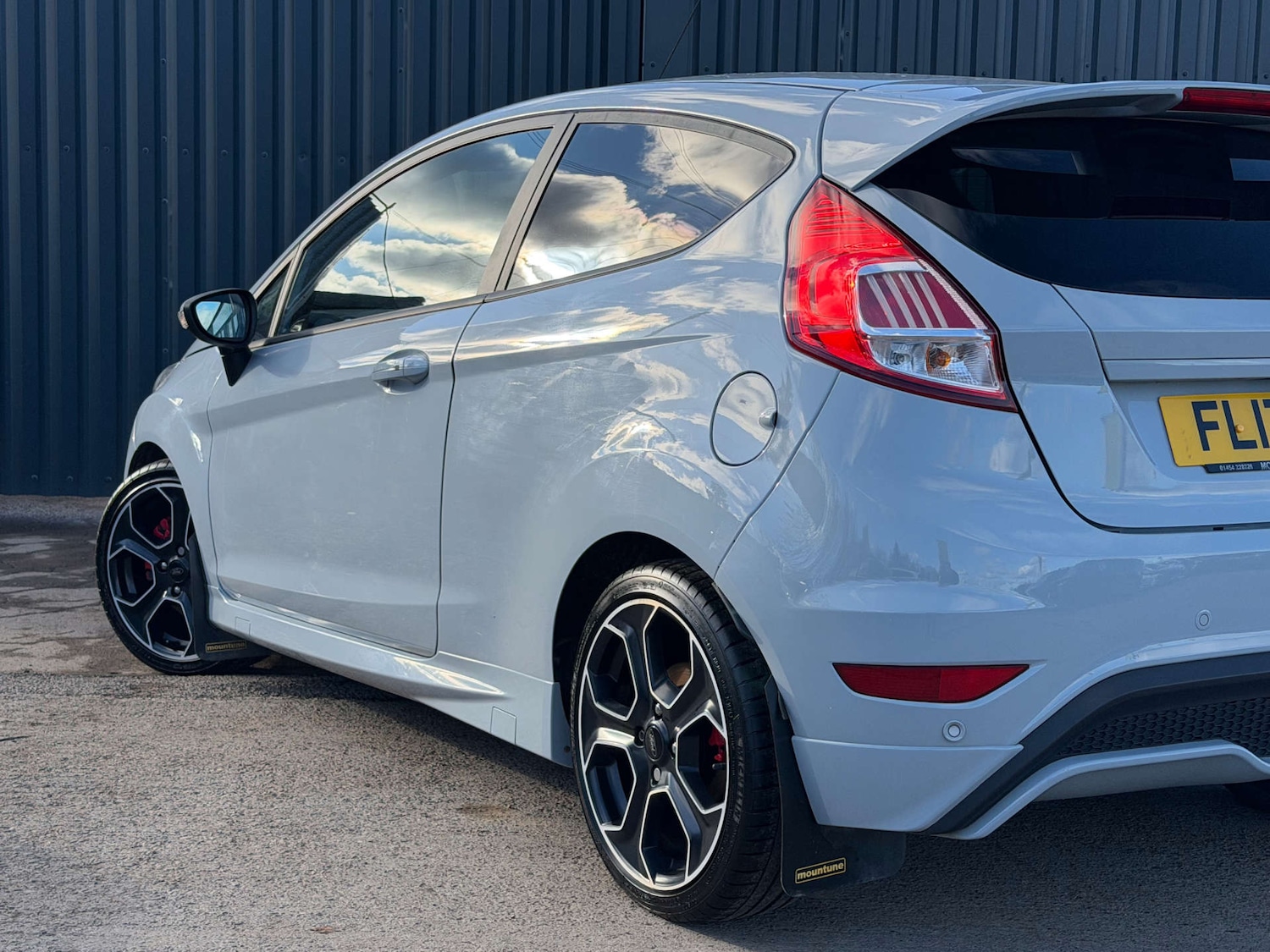 Used Ford Fiesta 2017 for sale - 76697998: Photo 26