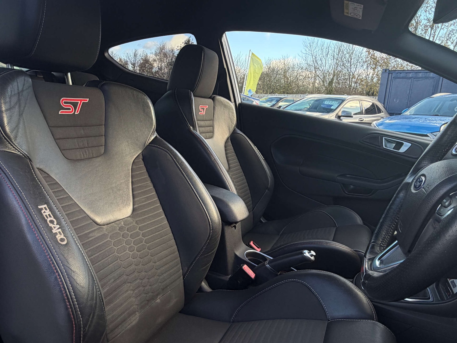 Used Ford Fiesta 2017 for sale - 76697998: Photo 5