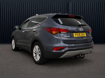 Used Hyundai Santa Fe 2018 for sale - 79283734: Photo