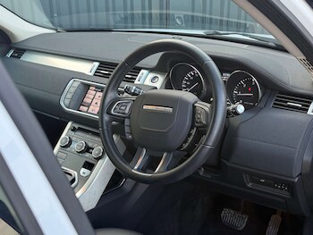 Used Land Rover Range Rover Evoque 2013 for sale - 77022506: Photo