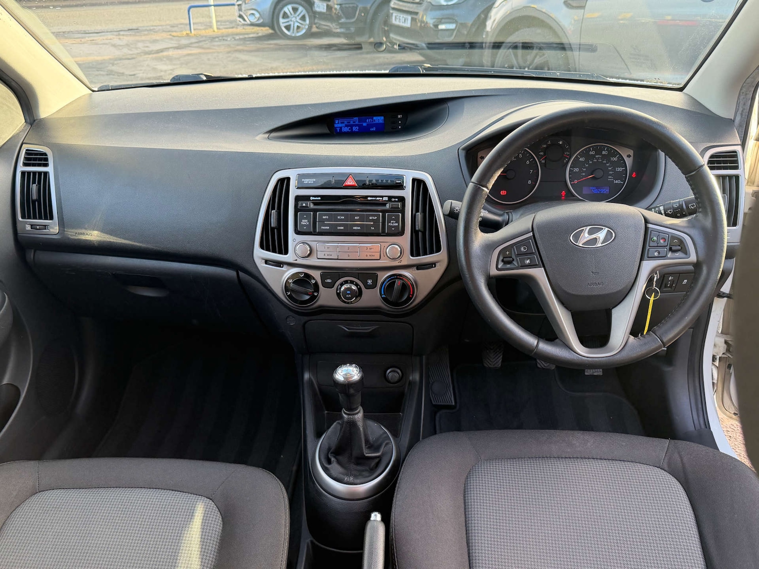 Used Hyundai i20 2014 for sale - 77022413: Photo 2