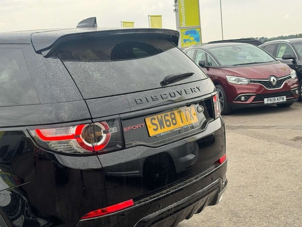 Used Land Rover Discovery Sport 2018 for sale - 76232157: Photo 8