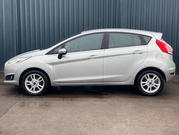 Used Ford Fiesta 2016 for sale - 77571309: Photo