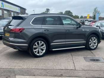 Used Volkswagen Touareg 2019 for sale - 74756309: Photo