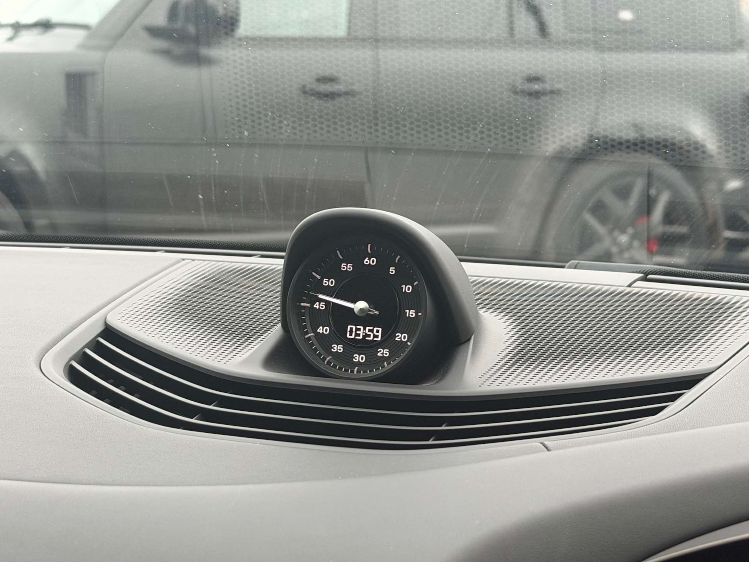 Used Porsche Taycan 2022 for sale - 77903039: Photo 17