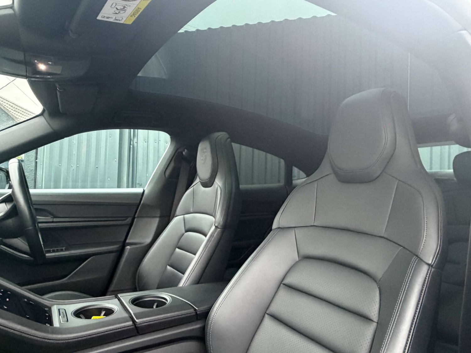 Used Porsche Taycan 2022 for sale - 77903039: Photo 23