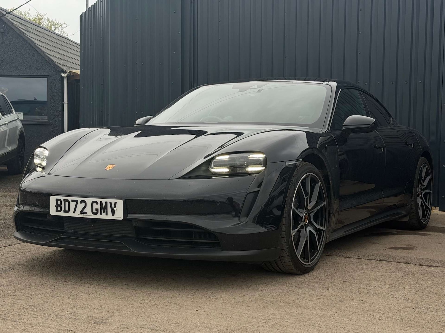 Used Porsche Taycan 2022 for sale - 77903039: Photo 5