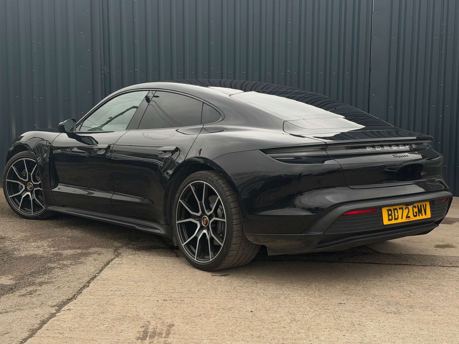 Used Porsche Taycan 2022 for sale - 77903039: Photo 8