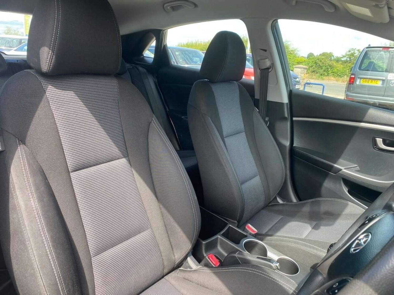 Used Hyundai i30 2012 for sale - 76601890: Photo 35