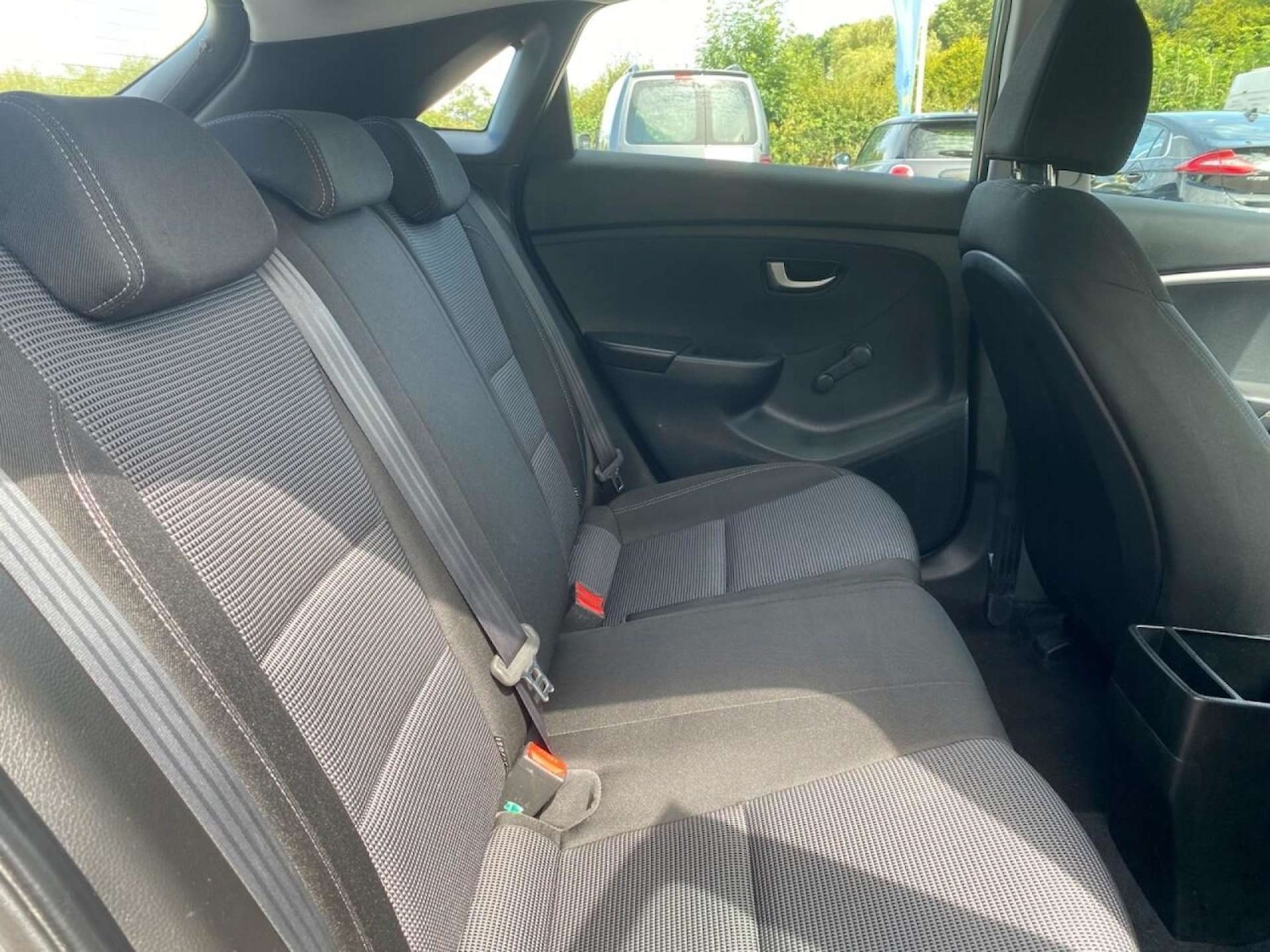 Used Hyundai i30 2012 for sale - 76601890: Photo 7