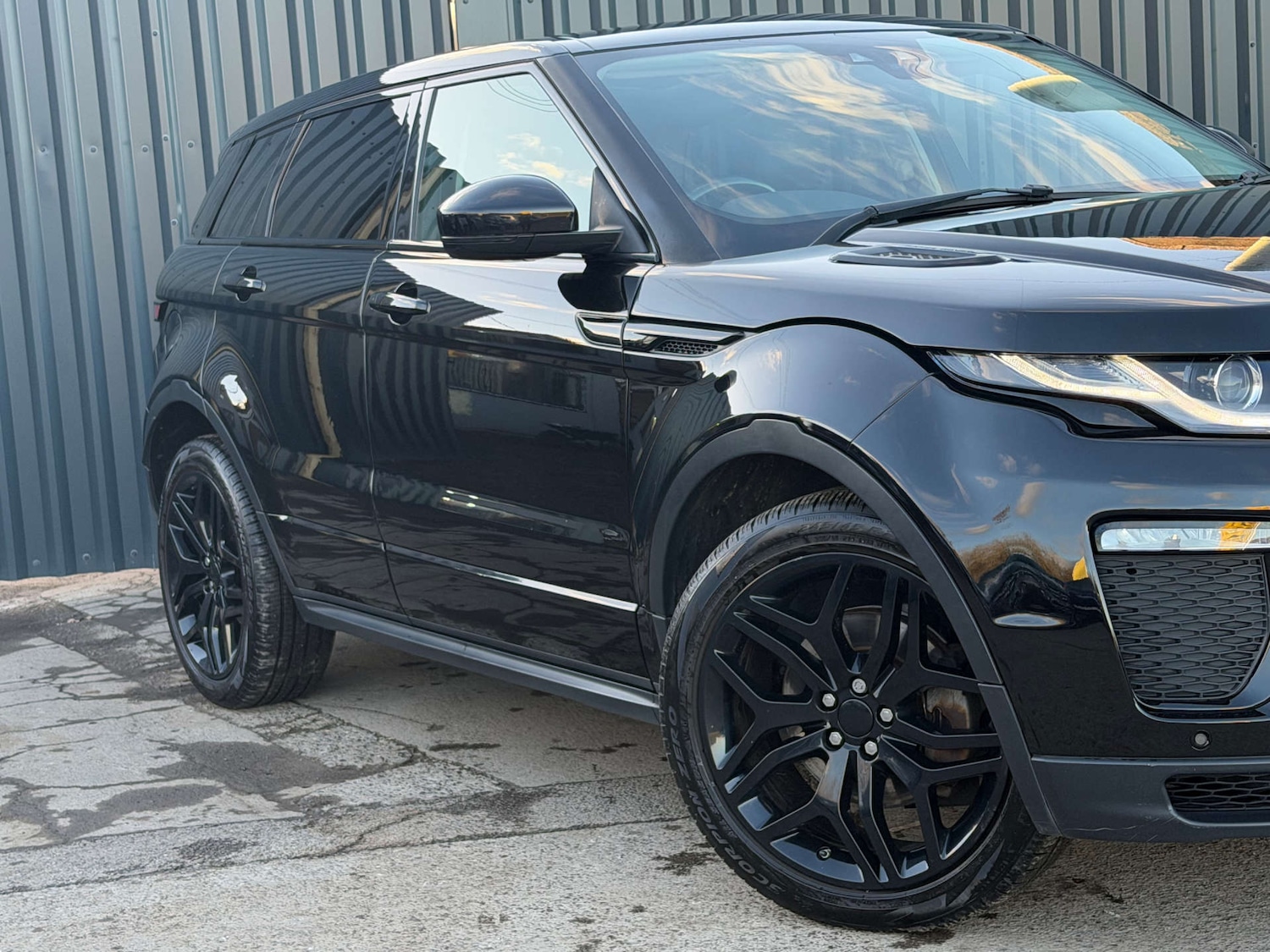 Used Land Rover Range Rover Evoque 2015 for sale - 76762553: Photo 8