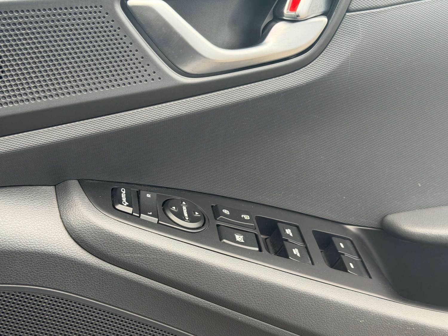 Used Hyundai IONIQ 2018 for sale - 78045045: Photo 12