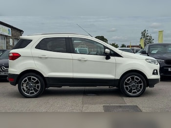 Used Ford Ecosport 2017 for sale - 76232158: Photo 2