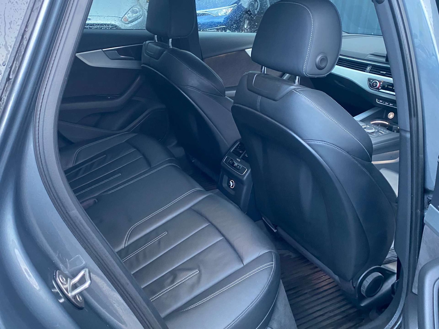 Used Audi A4 2016 for sale - 77621899: Photo 4