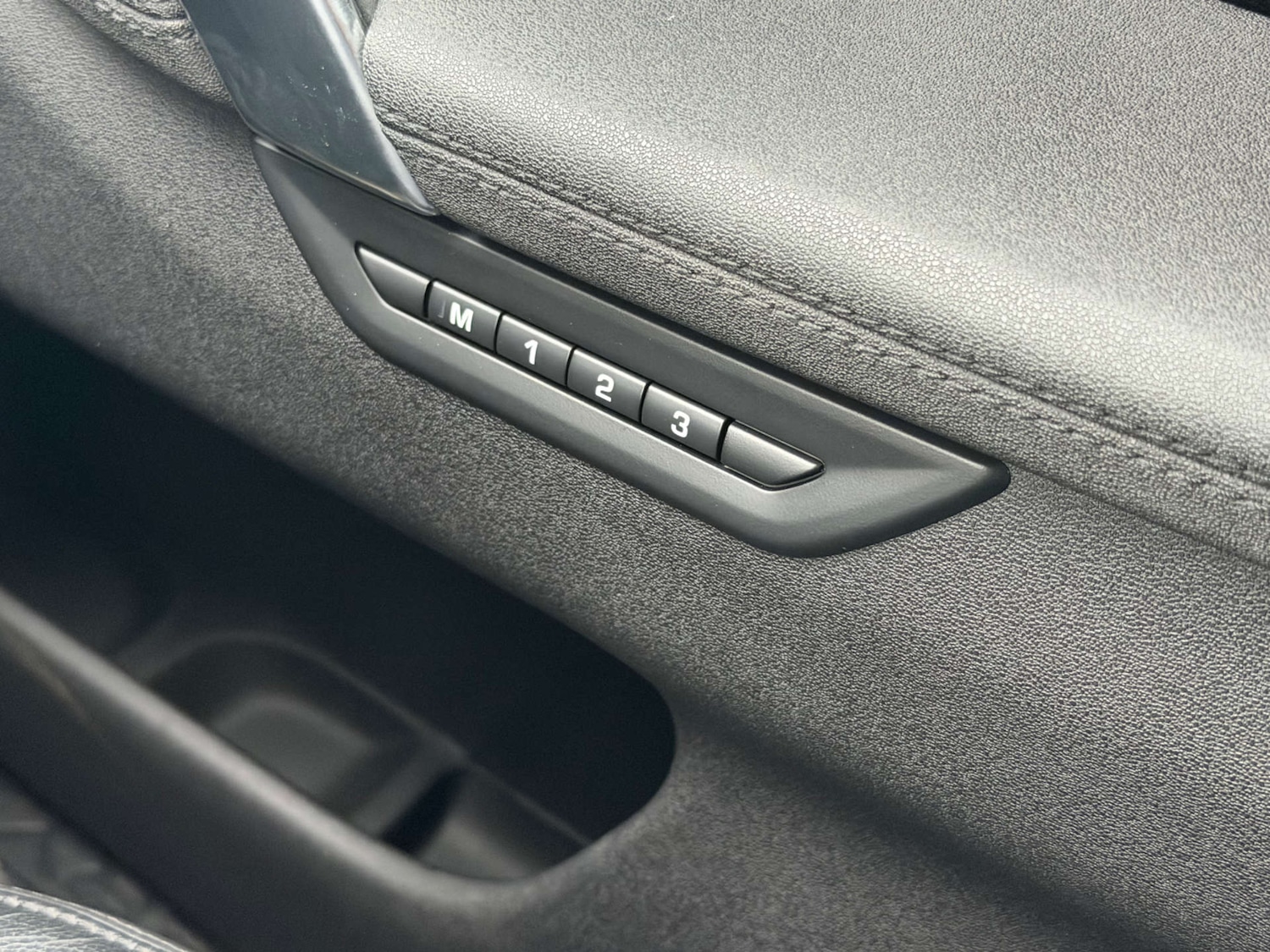 Used Land Rover Discovery Sport 2019 for sale - 77581107: Photo 11