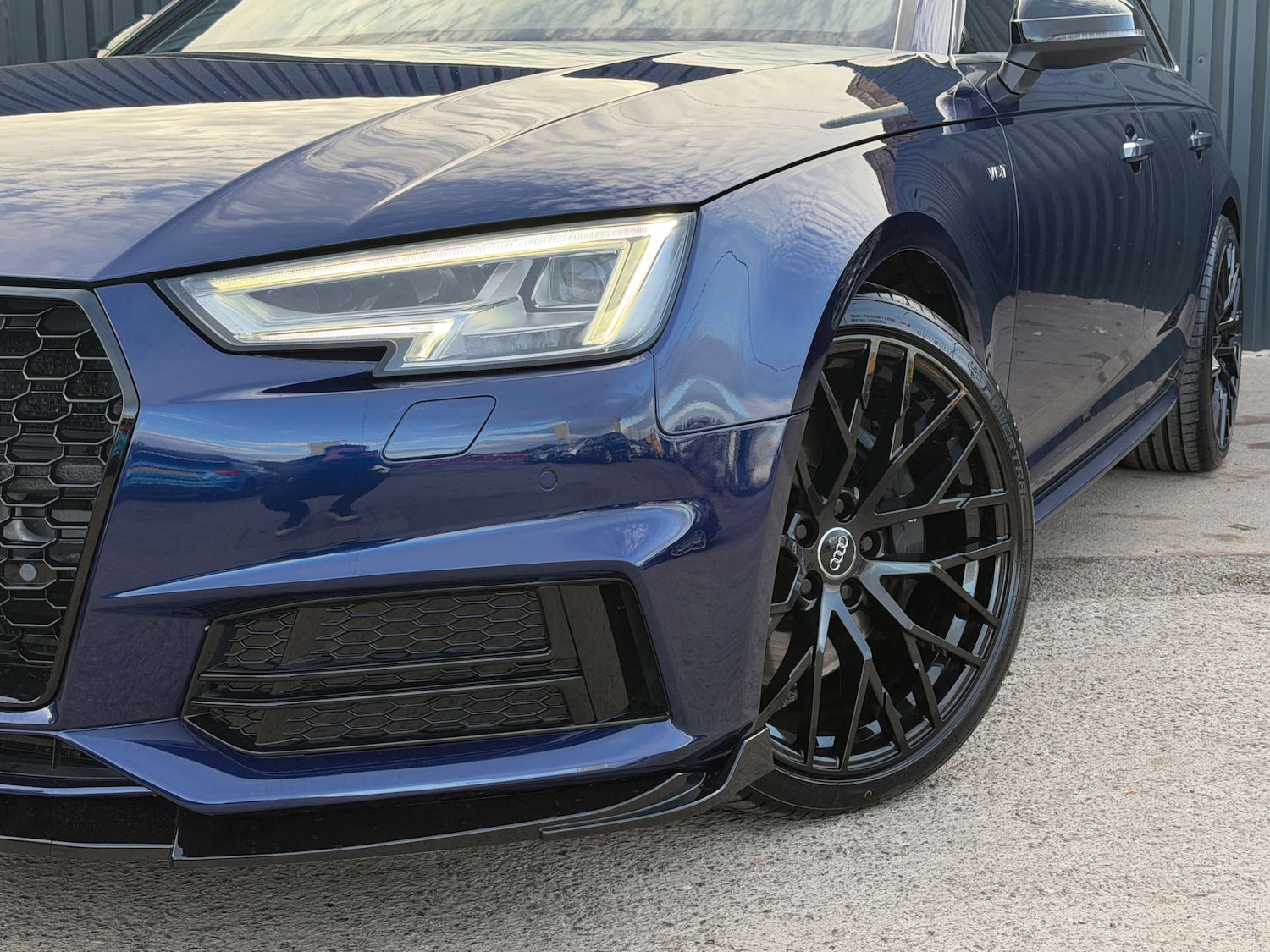 Used Audi A4 2017 for sale - 76601929: Photo 14