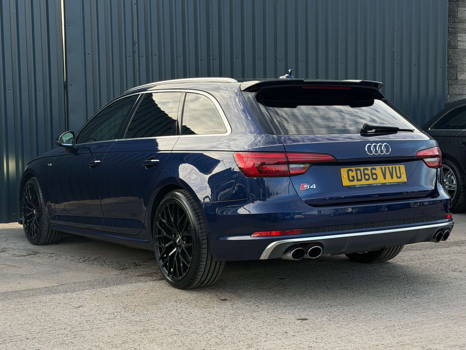 Used Audi A4 2017 for sale - 76601929: Photo 18