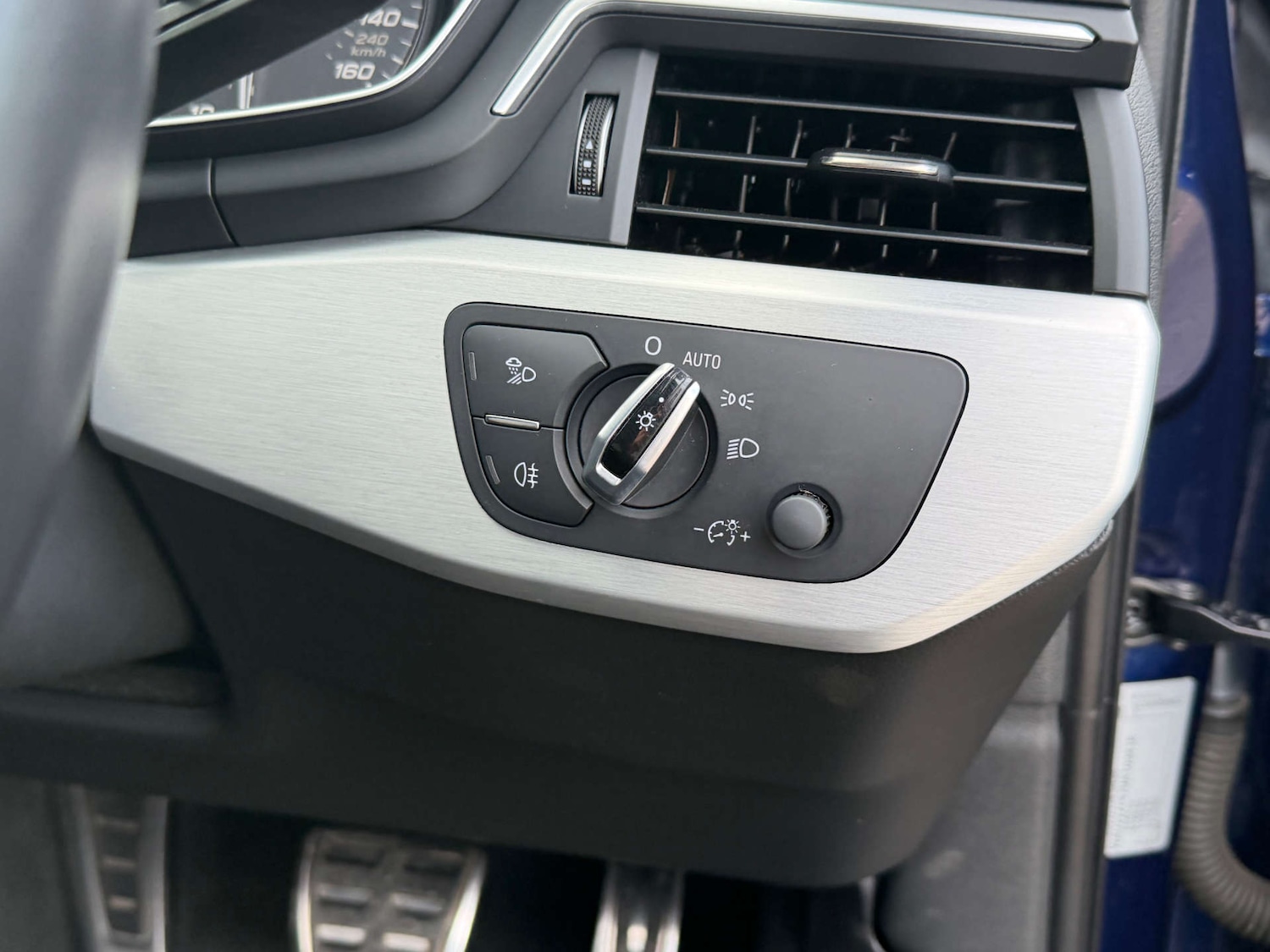 Used Audi A4 2017 for sale - 76601929: Photo 31