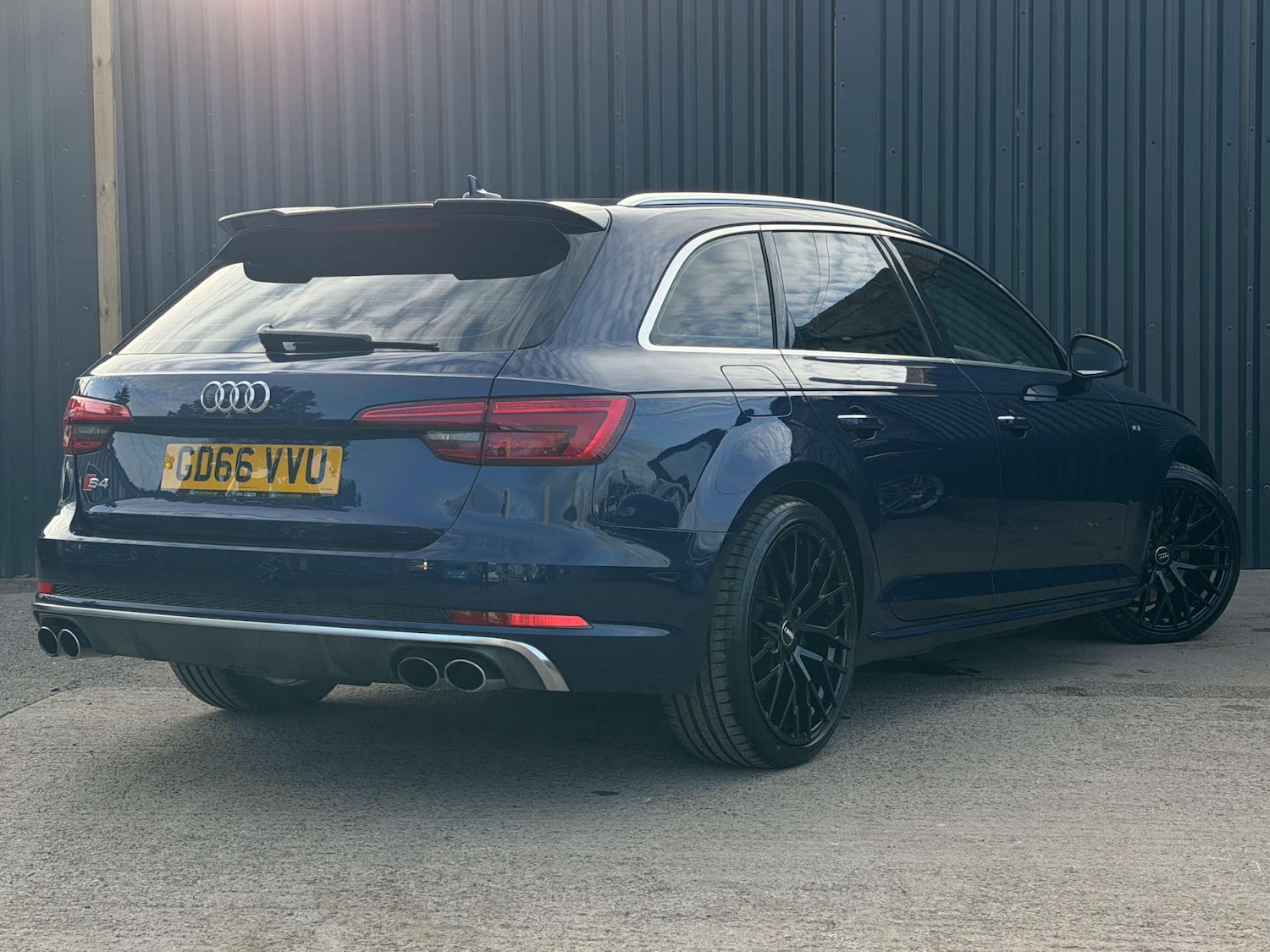 Used Audi A4 2017 for sale - 76601929: Photo 37