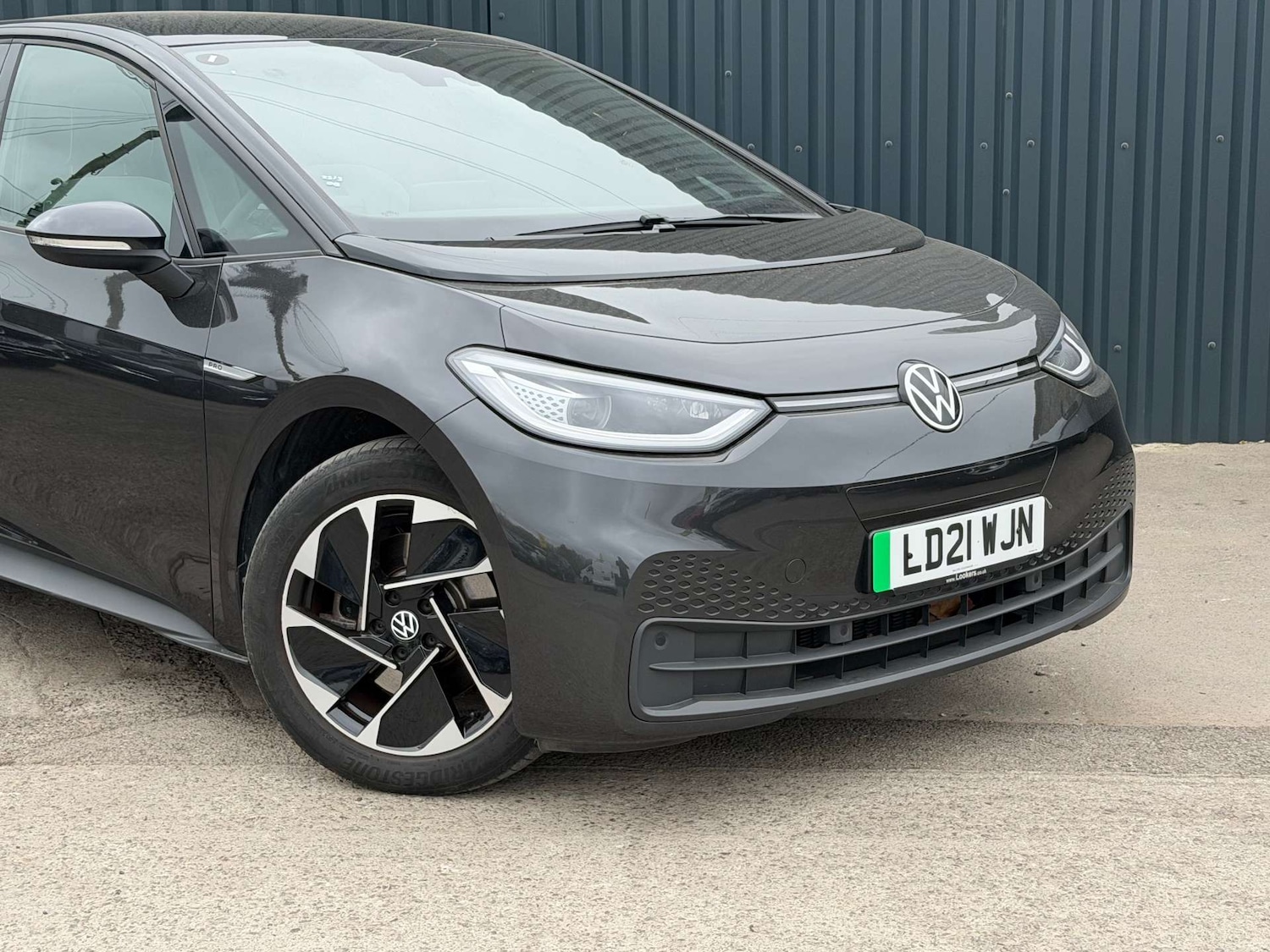 Used Volkswagen ID.3 2021 for sale - 78196757: Photo 2