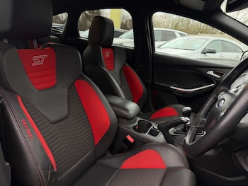 Used Ford Focus 2014 for sale - 77063195: Photo