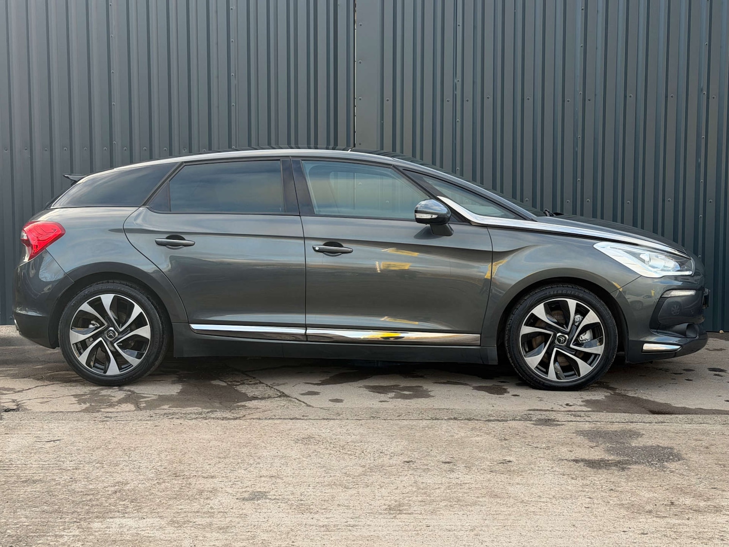 Used Citroen DS5 2015 for sale - 77022417: Photo 2