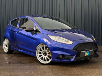 Used Ford Fiesta 2015 for sale - 77315523: Photo