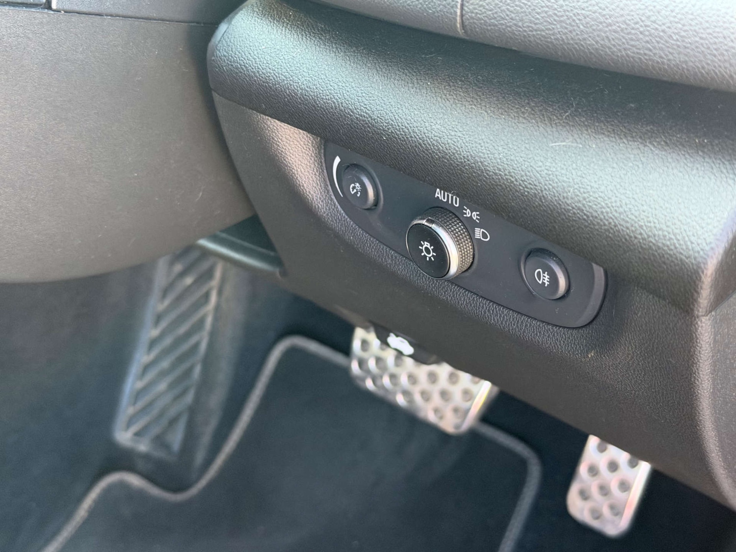 Used Vauxhall Insignia 2021 for sale - 77984273: Photo 5