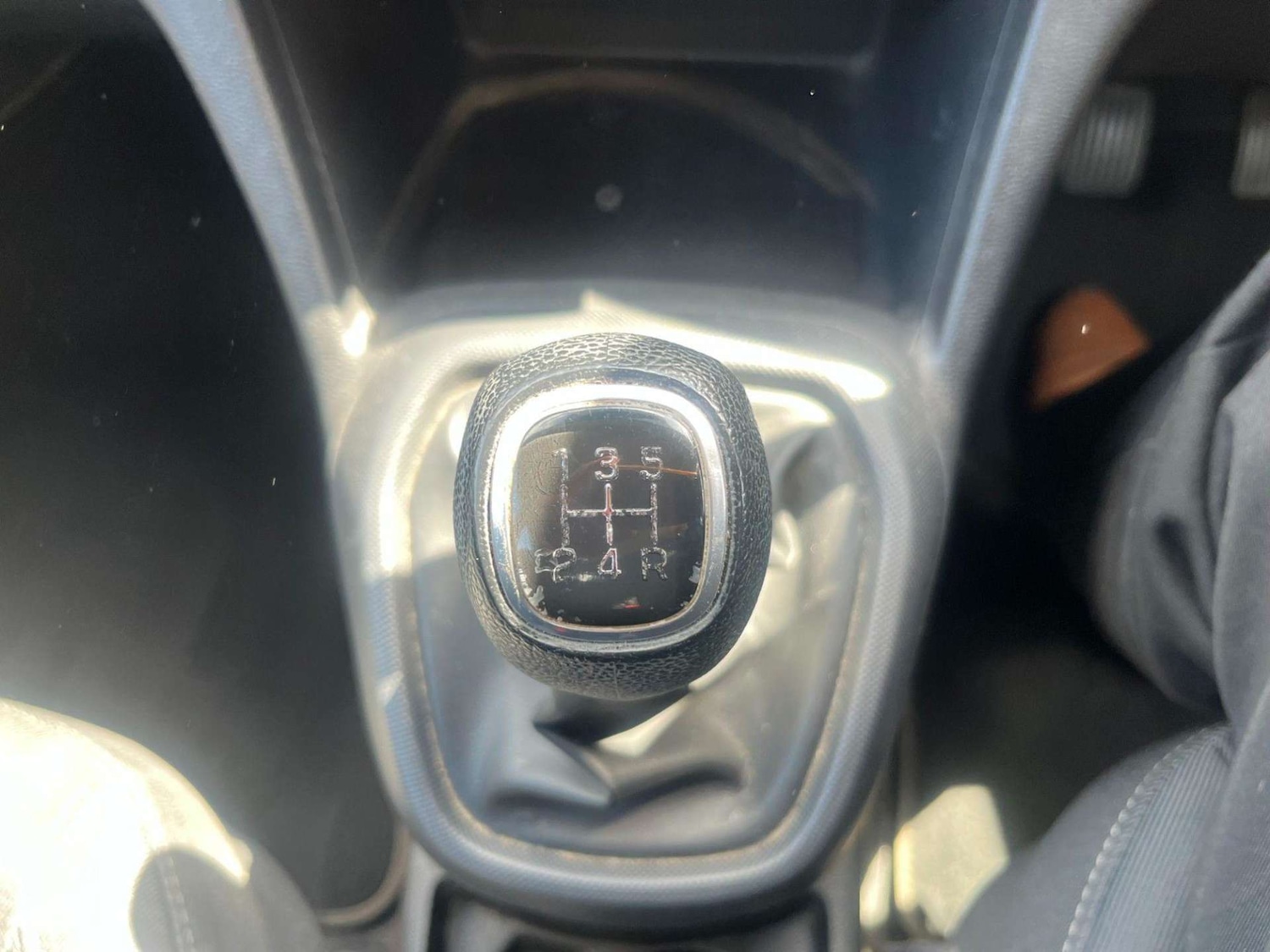 Used Hyundai i10 2017 for sale - 76601775: Photo 33