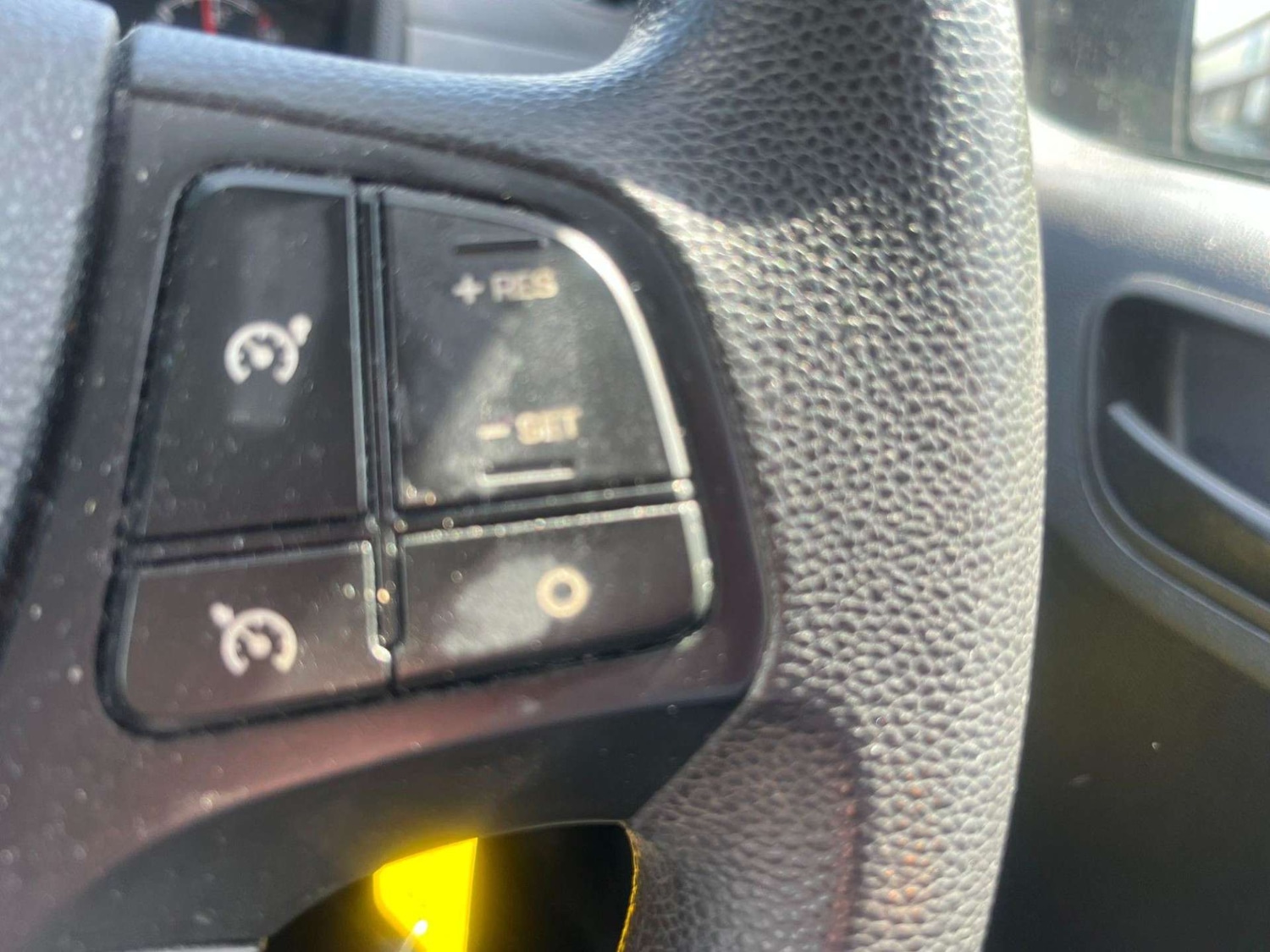 Used Hyundai i10 2017 for sale - 76601775: Photo 38