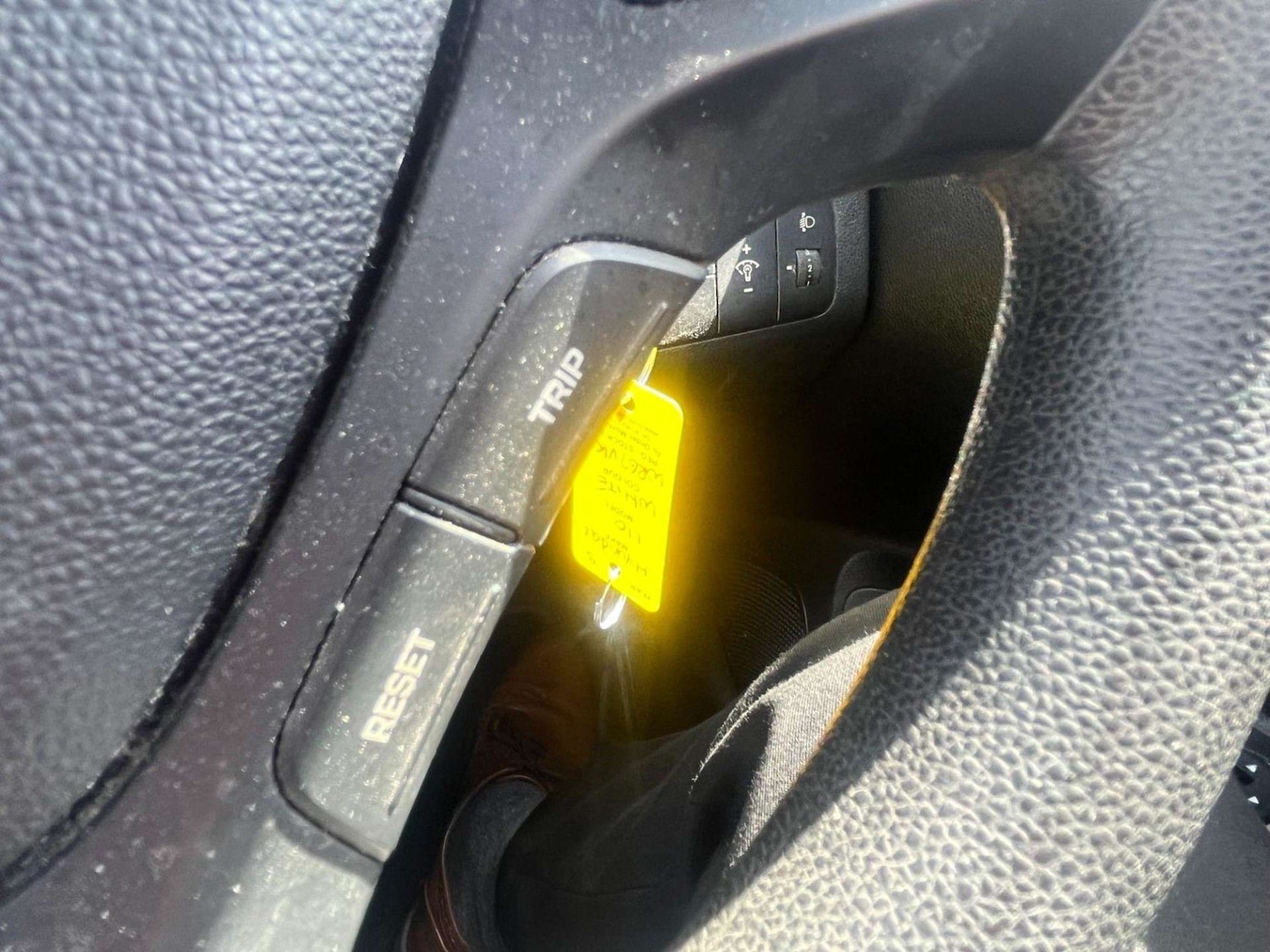 Used Hyundai i10 2017 for sale - 76601775: Photo 40