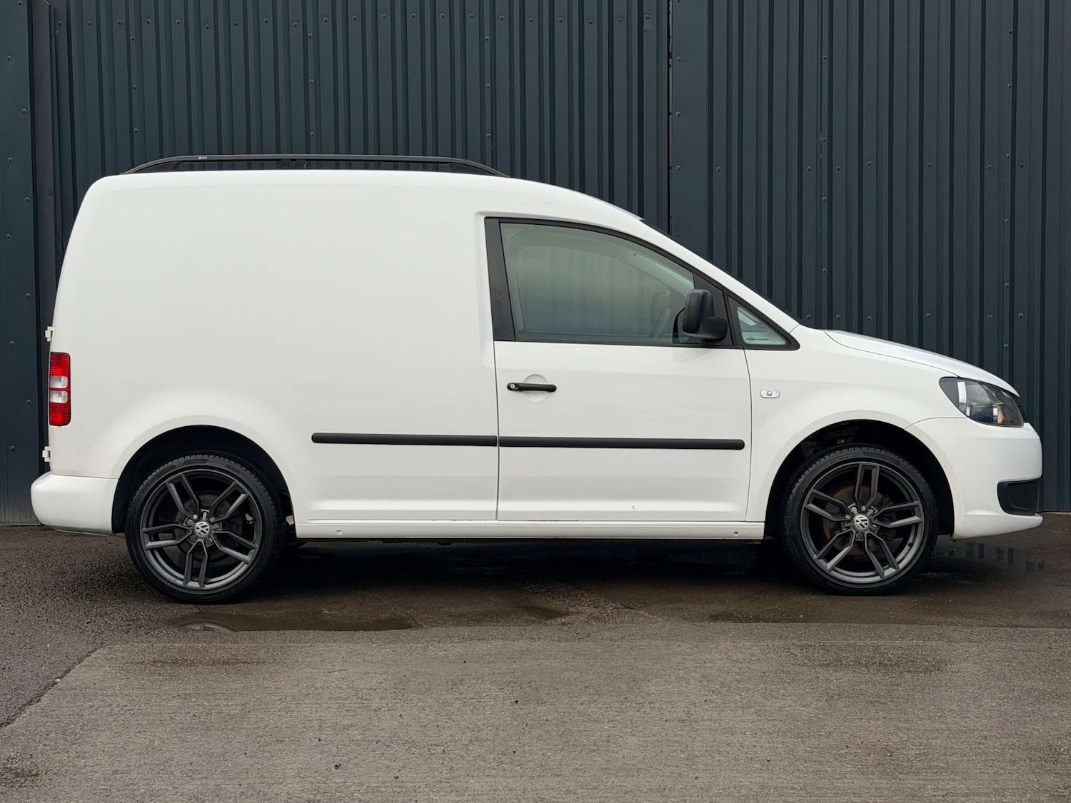 Used Volkswagen Caddy 2013 for sale - 77152865: Photo 4