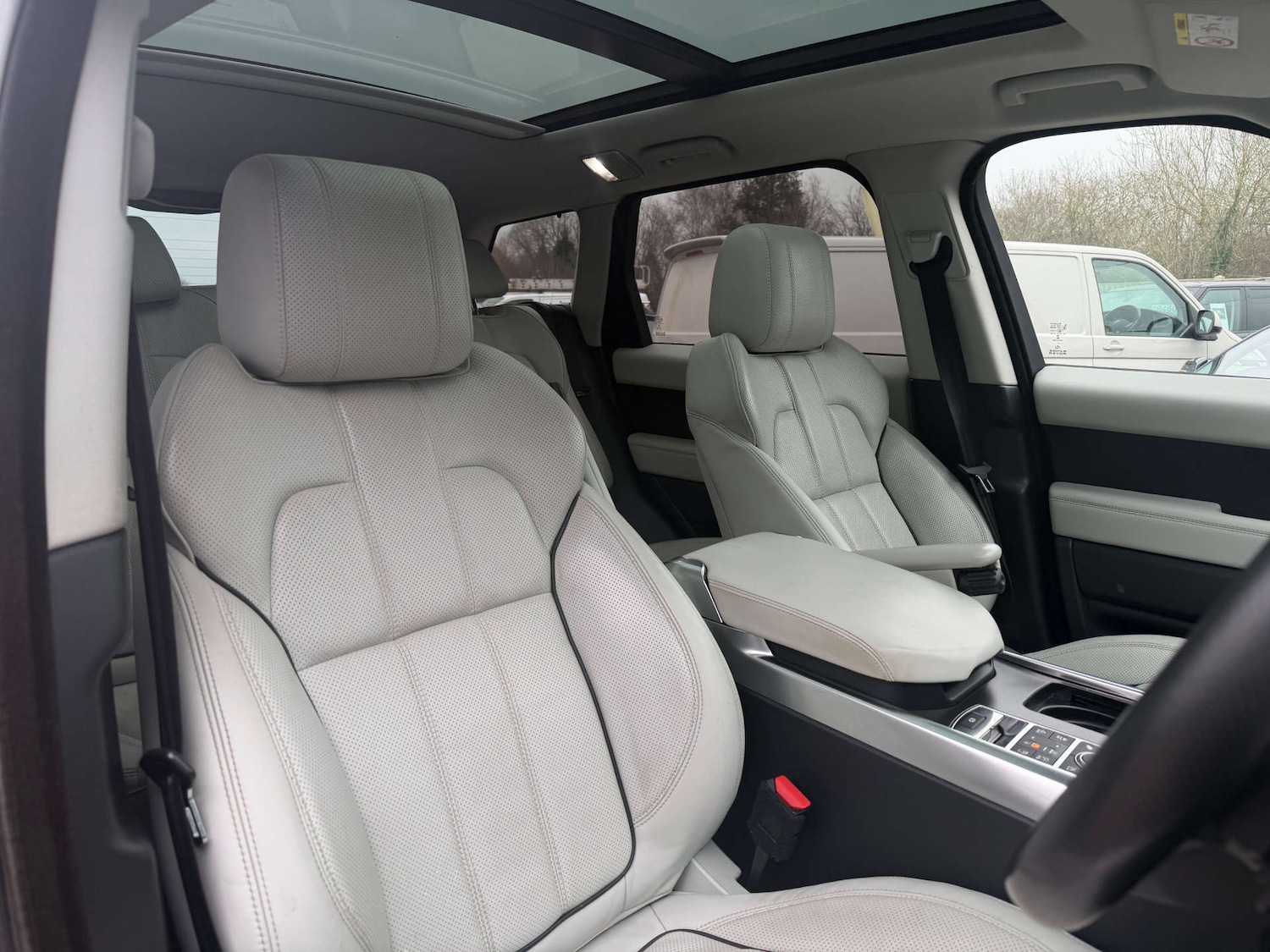 Used Land Rover Range Rover Sport 2016 for sale - 77502039: Photo 8