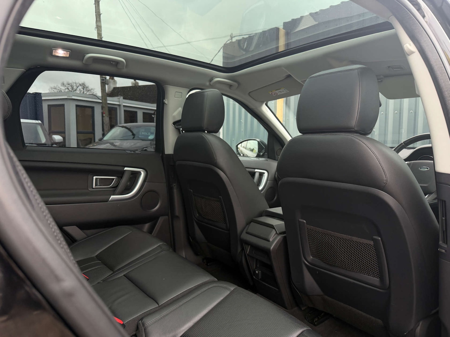 Used Land Rover Discovery Sport 2015 for sale - 78080717: Photo 14