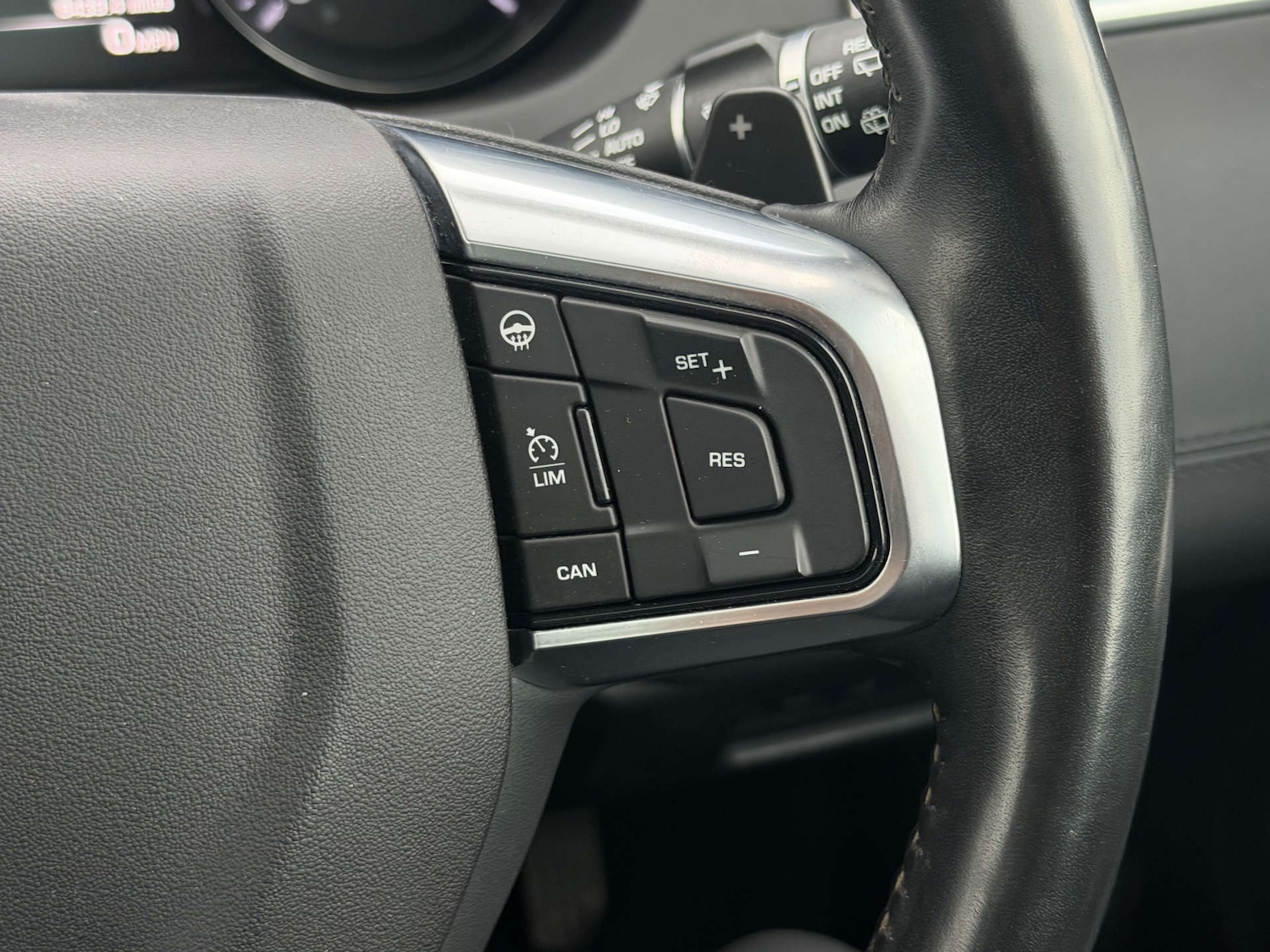 Used Land Rover Discovery Sport 2015 for sale - 78080717: Photo 19