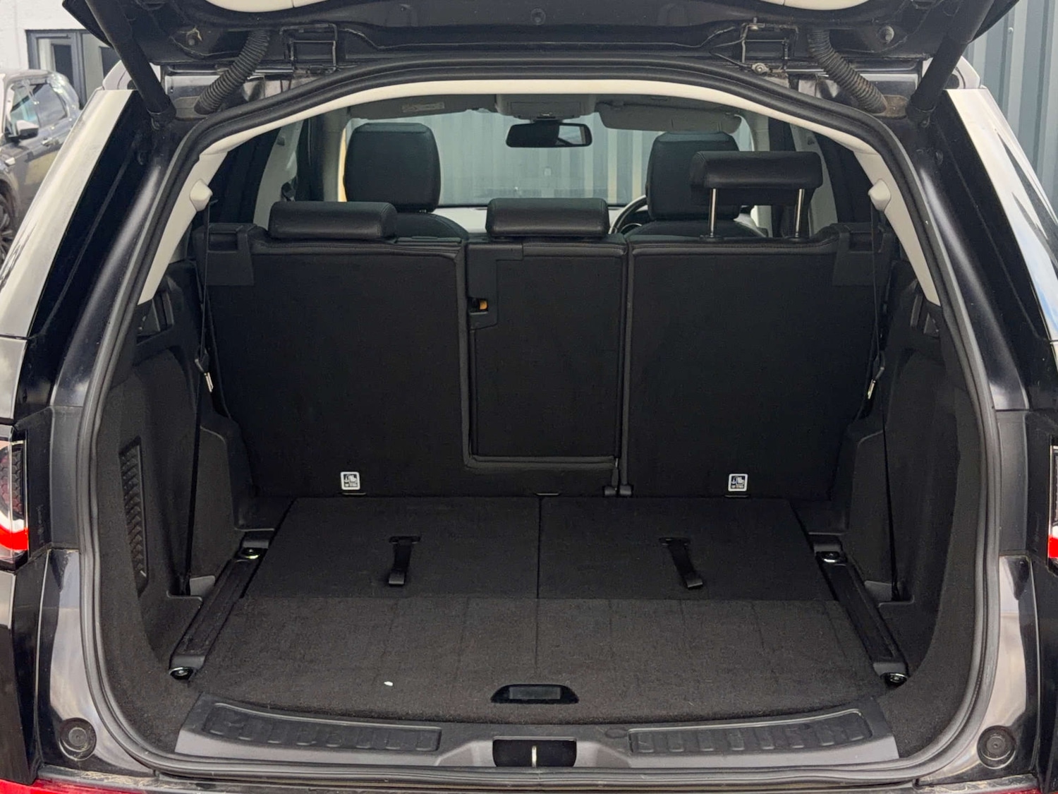 Used Land Rover Discovery Sport 2015 for sale - 78080717: Photo 6