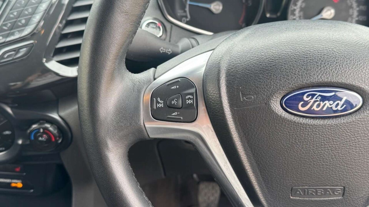 Used Ford Ecosport 2017 for sale - 76601780: Photo 21