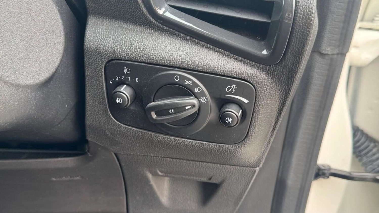 Used Ford Ecosport 2017 for sale - 76601780: Photo 22