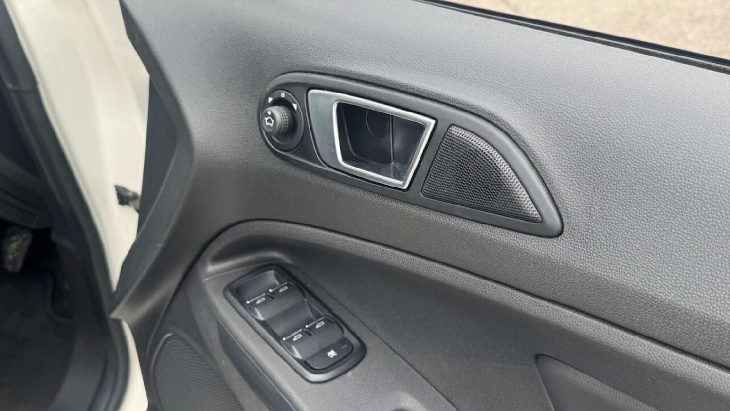 Used Ford Ecosport 2017 for sale - 76601780: Photo 24