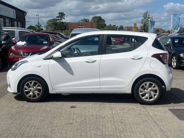Used Hyundai i10 2017 for sale - 76232162: Photo 10