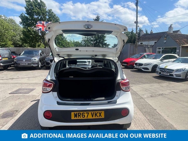 Used Hyundai i10 2017 for sale - 76232162: Photo 20